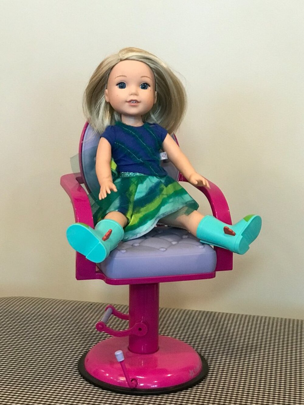 American Girl salon chair